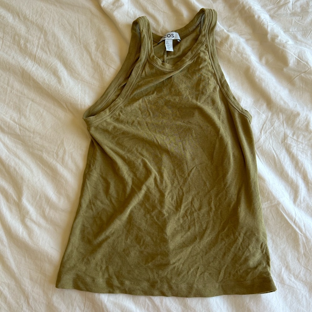 COS lightweight tank top